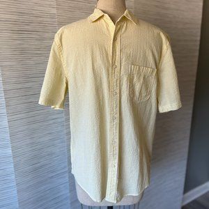 CPO Provisions Men's small button down seersucker shirt